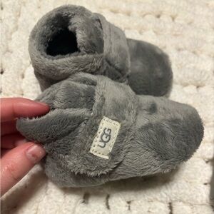 UGG Bixbee Gray Infant Booties